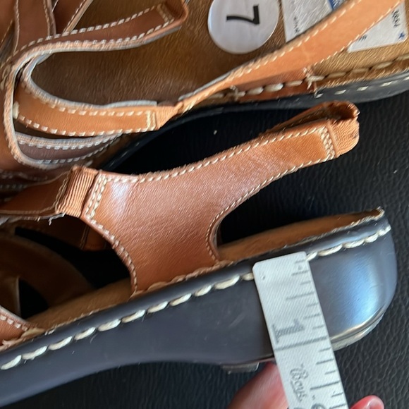Naturalizer Craft Comfort Sandals, tan leather straps, slip on, size 7, NEW! - Picture 12 of 16